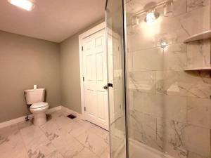 2103976512-749072711-large